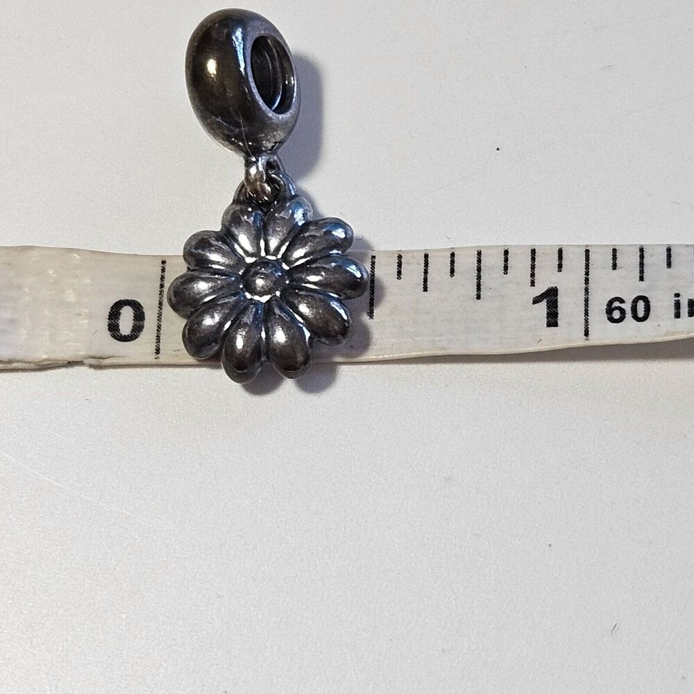 *Sale* Pandora Oopsie Daisy dangle - Picture 7 of 11